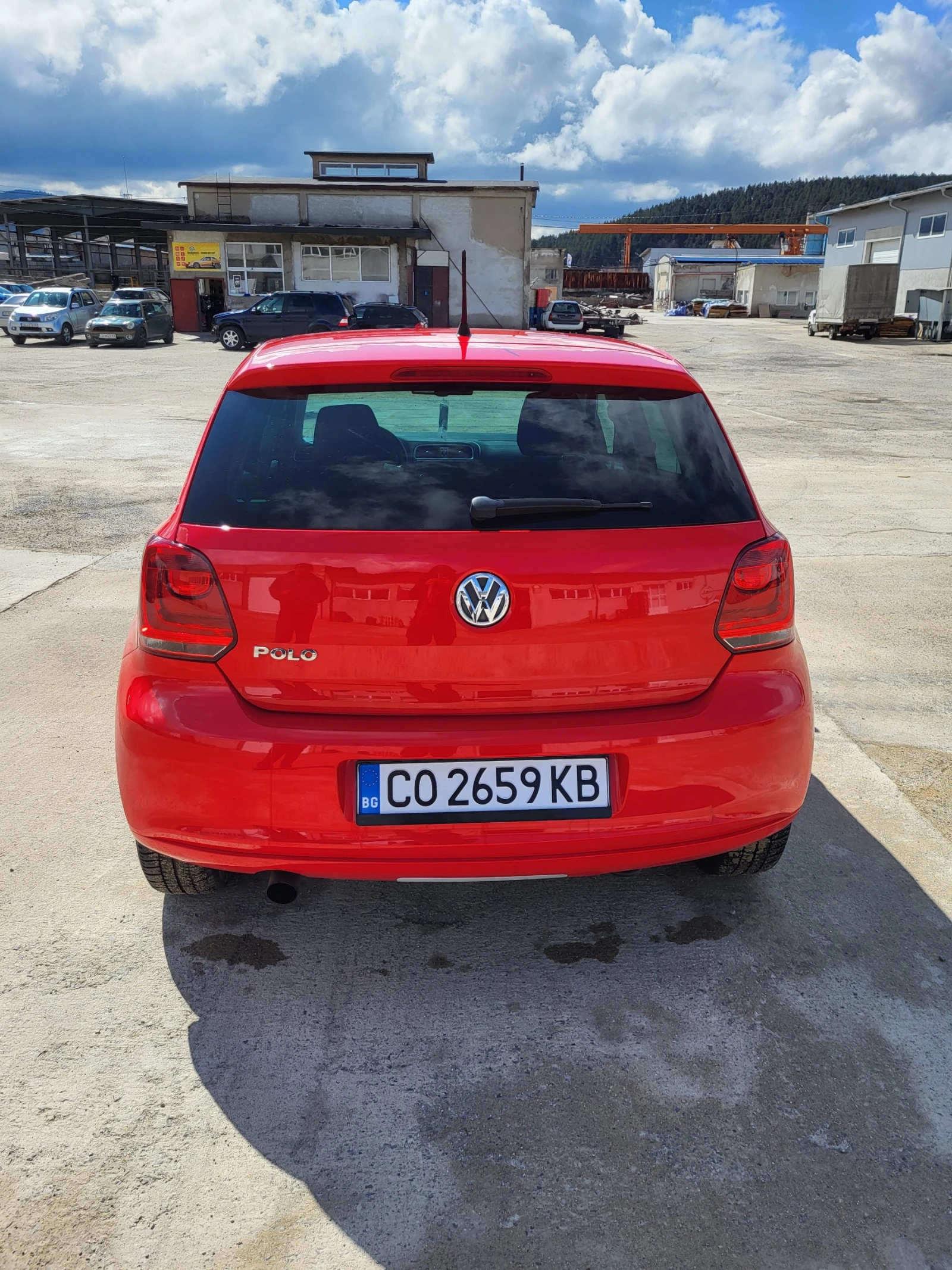 VW Polo Изпълнение STYLE, алкантара, подгрев, снимка 10 - Автомобили и джипове - 54090007