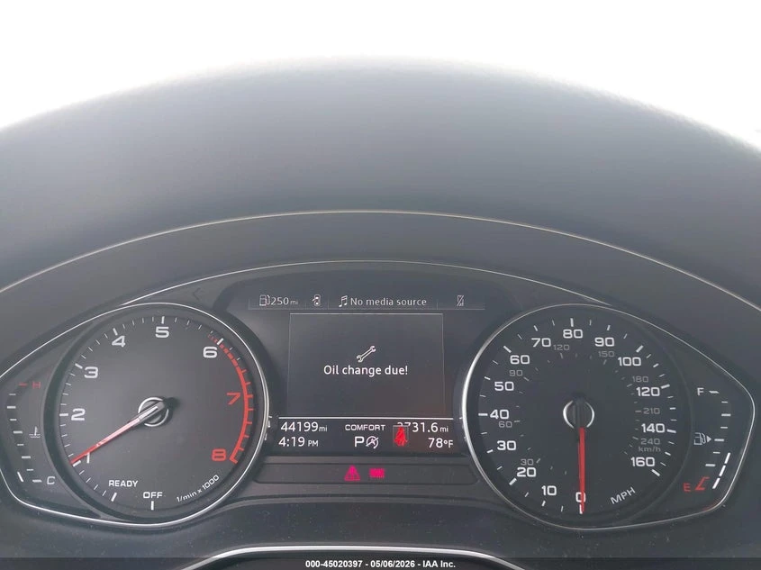 Audi A4 Premium 40 Tfsi Quattro S Tronic, снимка 7 - Автомобили и джипове - 54518325