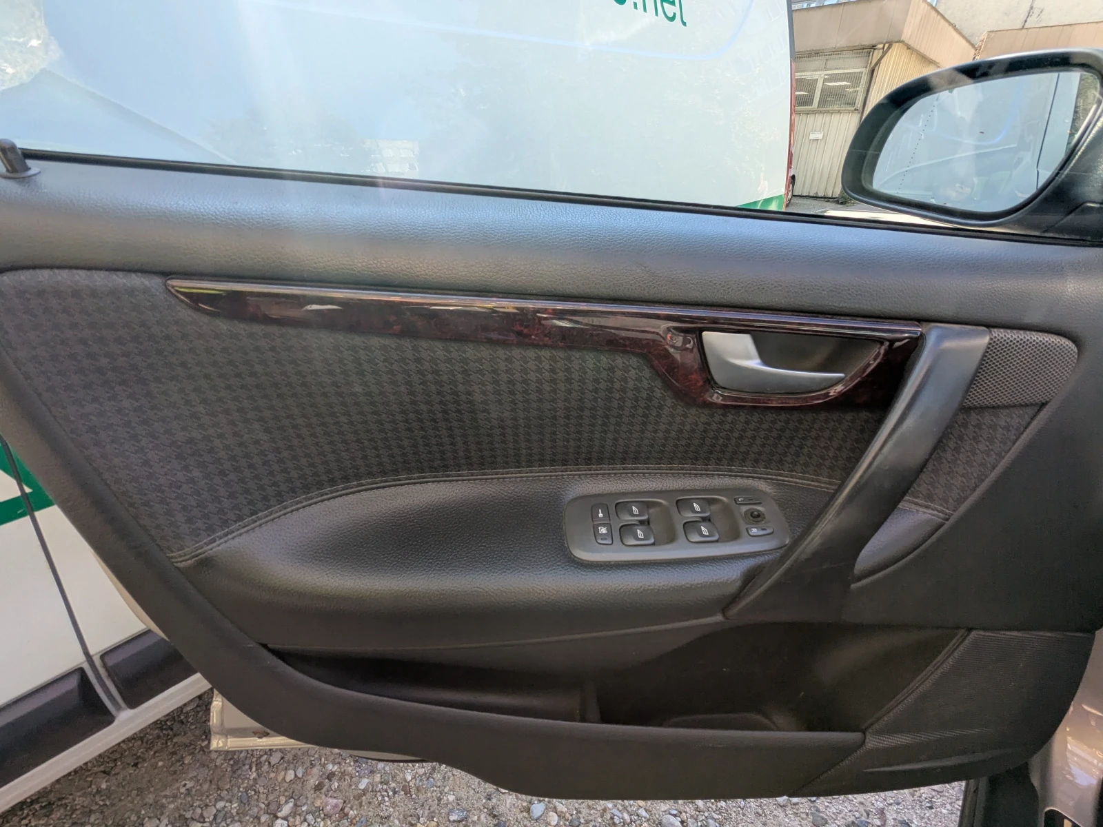 Volvo V70 D5, снимка 6 - Автомобили и джипове - 54631789