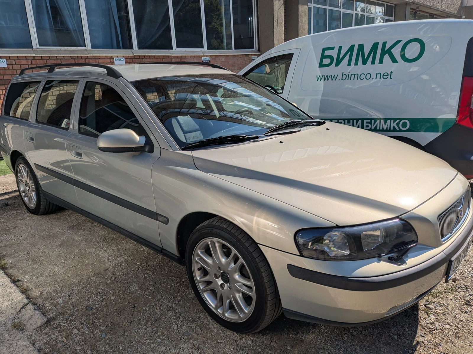 Volvo V70 D5