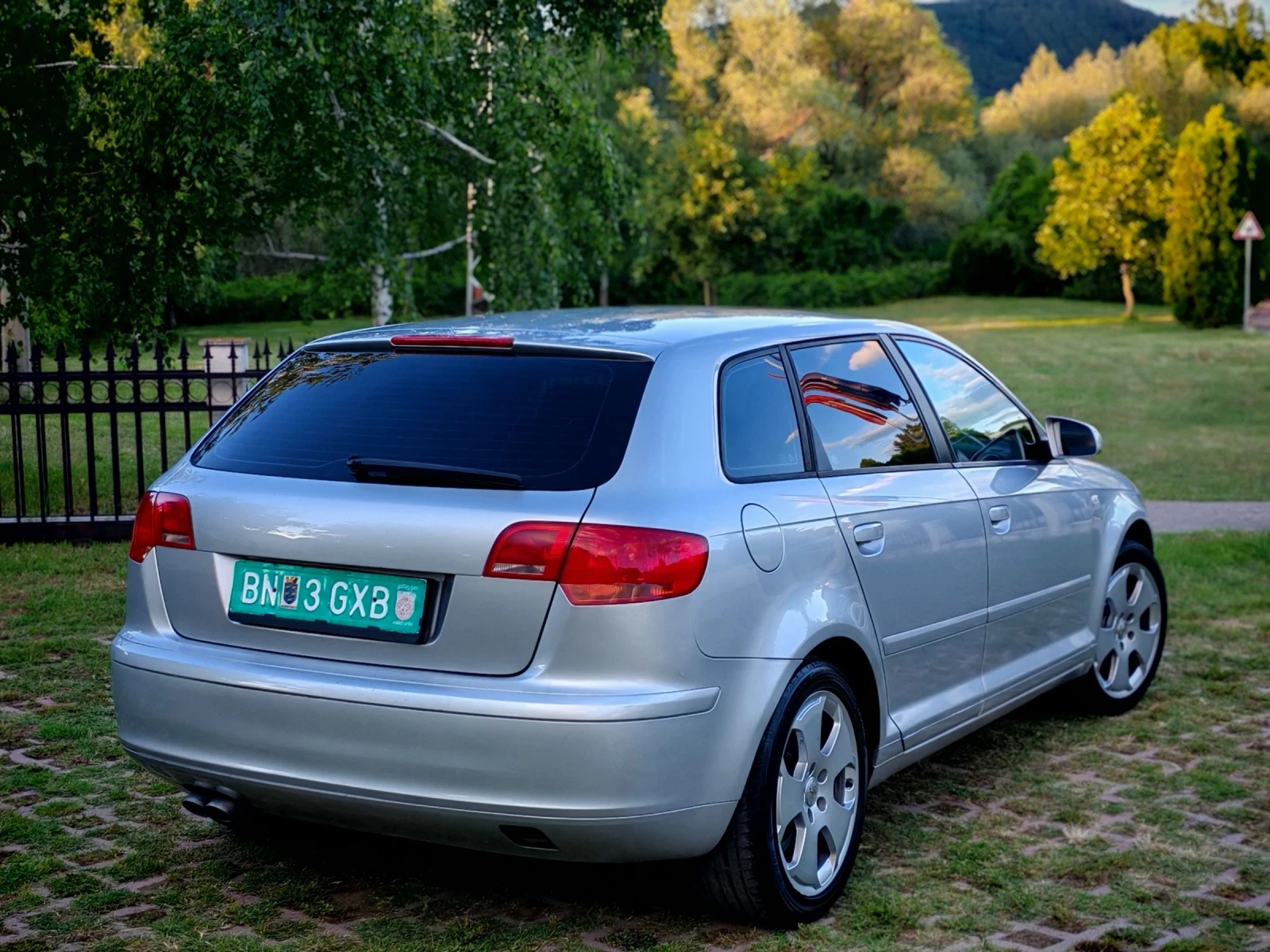 Audi A3 1.9TDI(105)* SPORTBACK* FACELIFT* НОВ ВНОС* , снимка 6 - Автомобили и джипове - 54896504