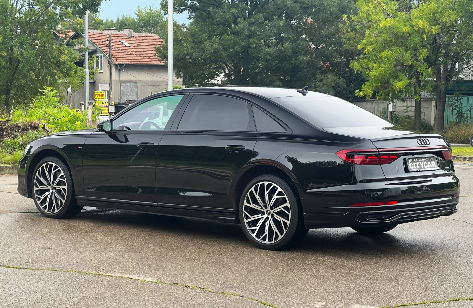Audi A8 50 TDI / LONG / S-LINE / B&O/ HUD/ EXCLUSIVE/ 360/, снимка 4 - Автомобили и джипове - 55432728