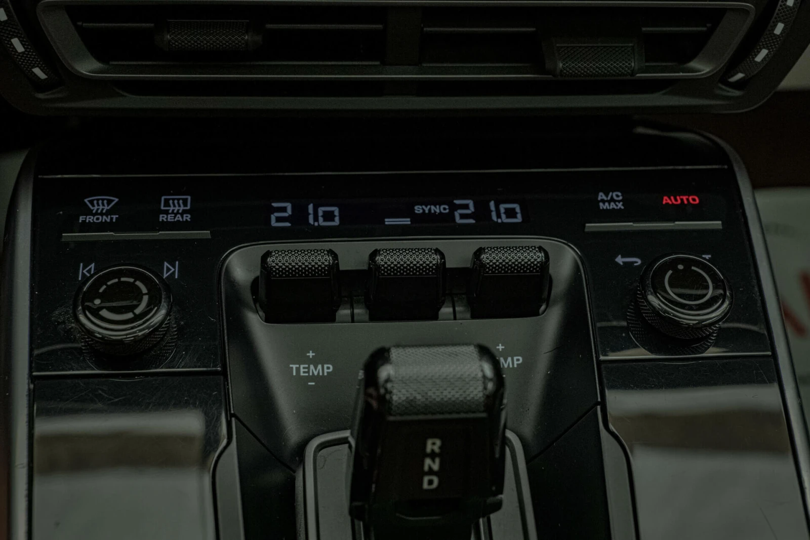 Porsche 911 992/Turbo S/ГАРАНЦИЯ/PDCC/PDK/PDLS+ /PCCB/Sport Ch, снимка 12 - Автомобили и джипове - 56225762