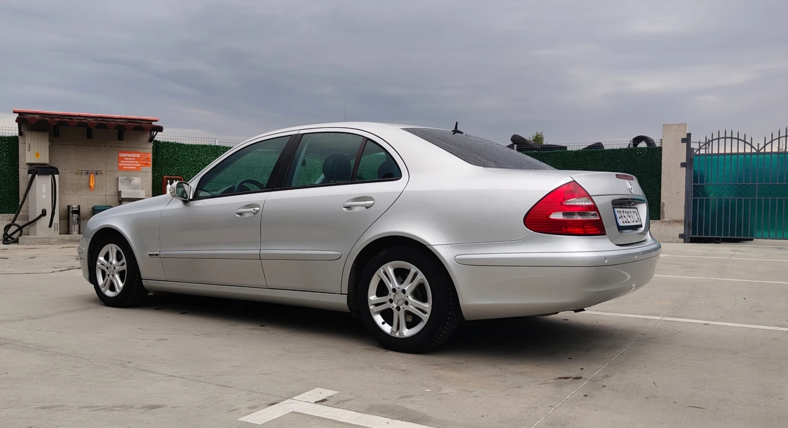 Mercedes-Benz E 200  W211, снимка 4 - Автомобили и джипове - 56300919