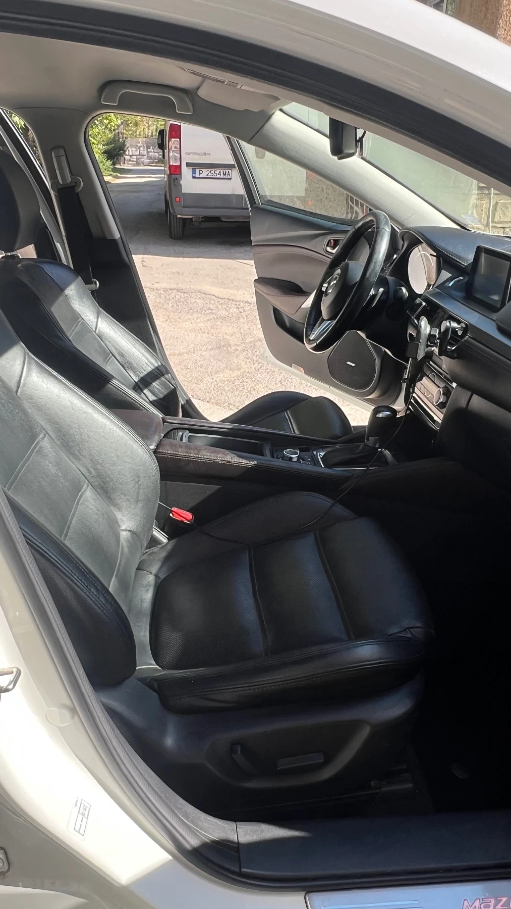 Mazda 6 2.2 SKYACTIV 175 hp ULTIMATE, снимка 16 - Автомобили и джипове - 56404547