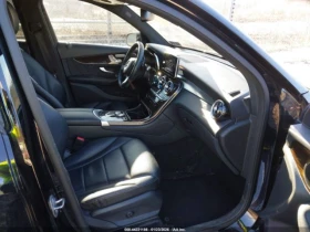 Mercedes-Benz GLC 300 4MATIC, снимка 10