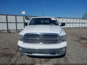Dodge RAM 1500 5.7L V-8 VVT, 390HP 4X4 Drive, снимка 13