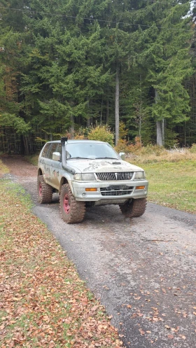 Mitsubishi Pajero sport, снимка 3
