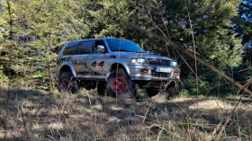 Mitsubishi Pajero sport, снимка 1