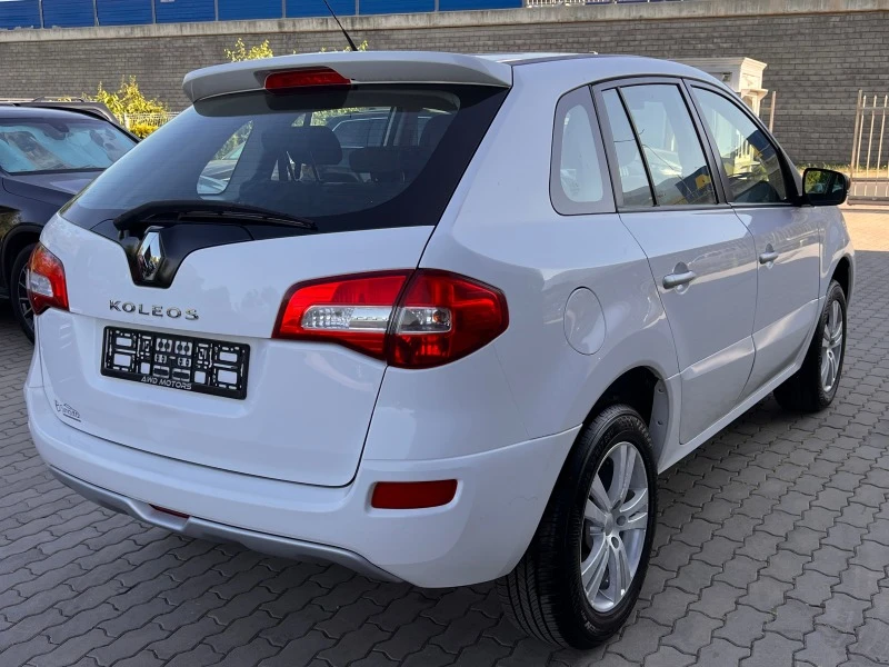 Renault Koleos 2.5i, 4x4, Швейцария, Сервизна книжка Пефектен, снимка 3 - Автомобили и джипове - 43020714