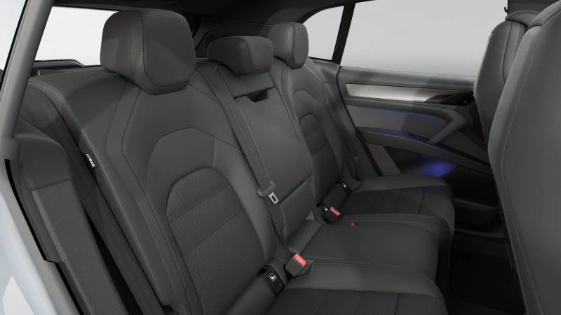 Porsche Cayenne ELECTRIC/NEW MODEL/BOSE/360/PANO/MATRIX/21/, снимка 11 - Автомобили и джипове - 52480409