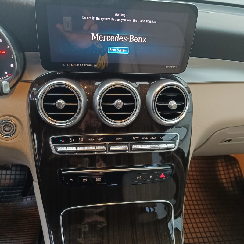 Mercedes-Benz GLC 300 2.0, снимка 4 - Автомобили и джипове - 52897736