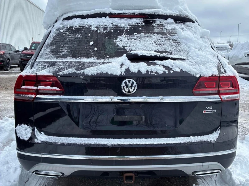 VW Atlas * Highline * CARFAX * БЕЗ ПЪРВОНАЧАЛНА ВНОСКА, снимка 4 - Автомобили и джипове - 52940777