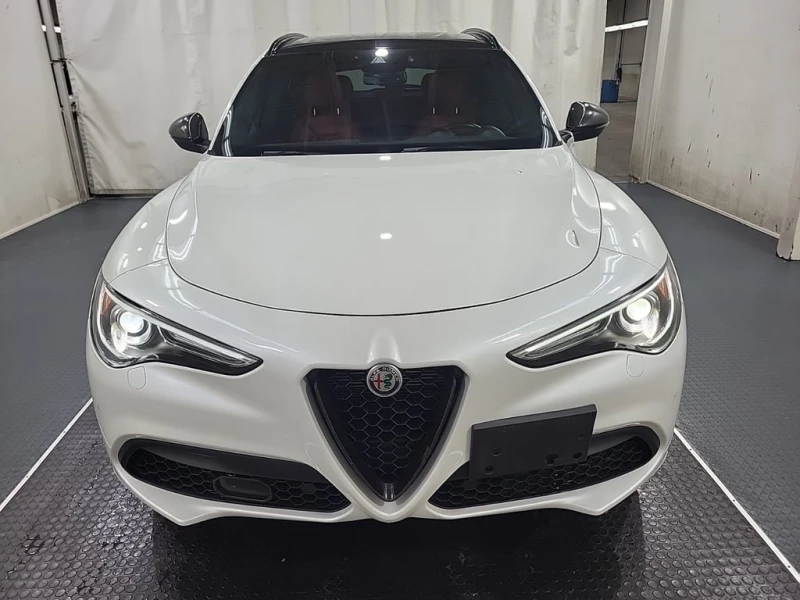 Alfa Romeo Stelvio 2021 TI SPORT * CARFAX * БЕЗ ПЪРВОНАЧАЛНА ВНОСКА, снимка 2 - Автомобили и джипове - 52959276