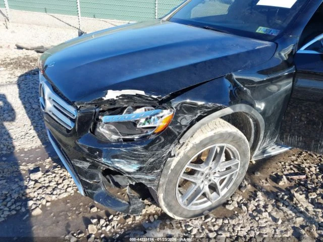 Mercedes-Benz GLC 300 4MATIC, снимка 5 - Автомобили и джипове - 53820259