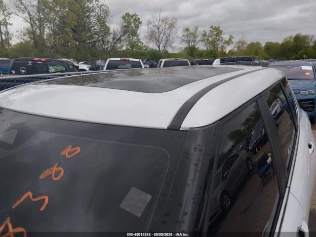 Mitsubishi Outlander SE 2.5, снимка 14 - Автомобили и джипове - 54748261