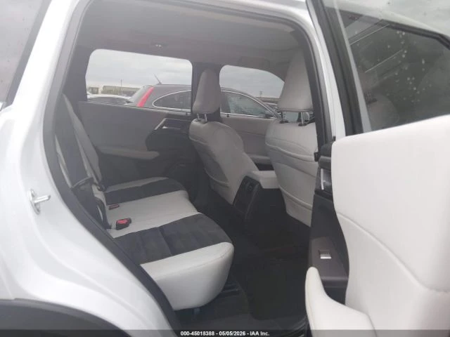 Mitsubishi Outlander SE 2.5, снимка 13 - Автомобили и джипове - 54748261