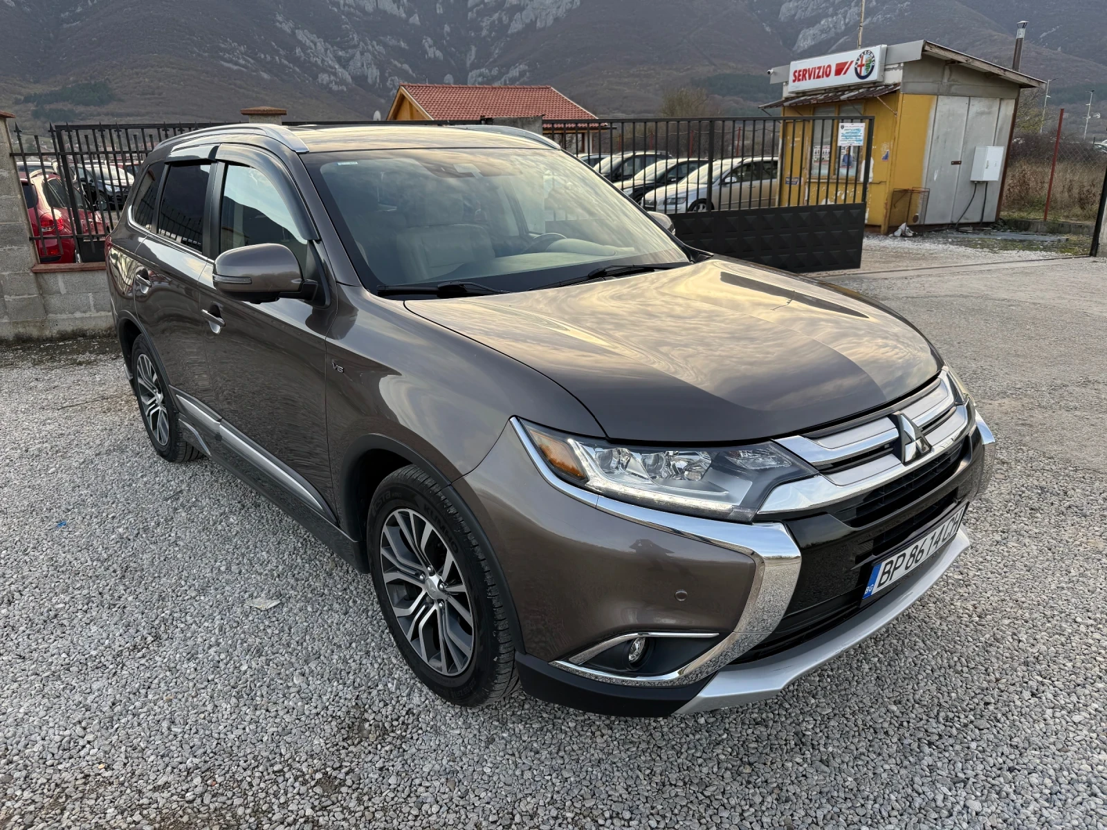 Mitsubishi Outlander 3.0 I 224 к.с. - изображение 4