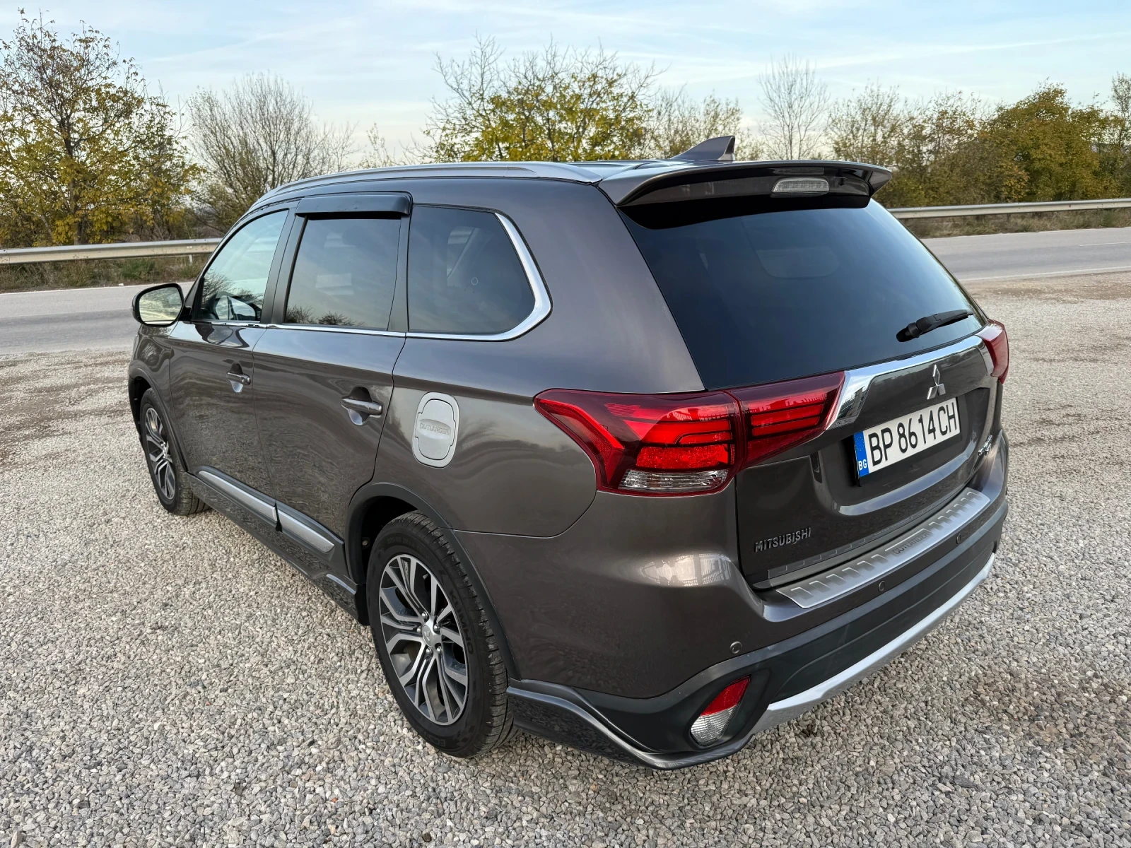 Mitsubishi Outlander 3.0 I 224 к.с. - изображение 9