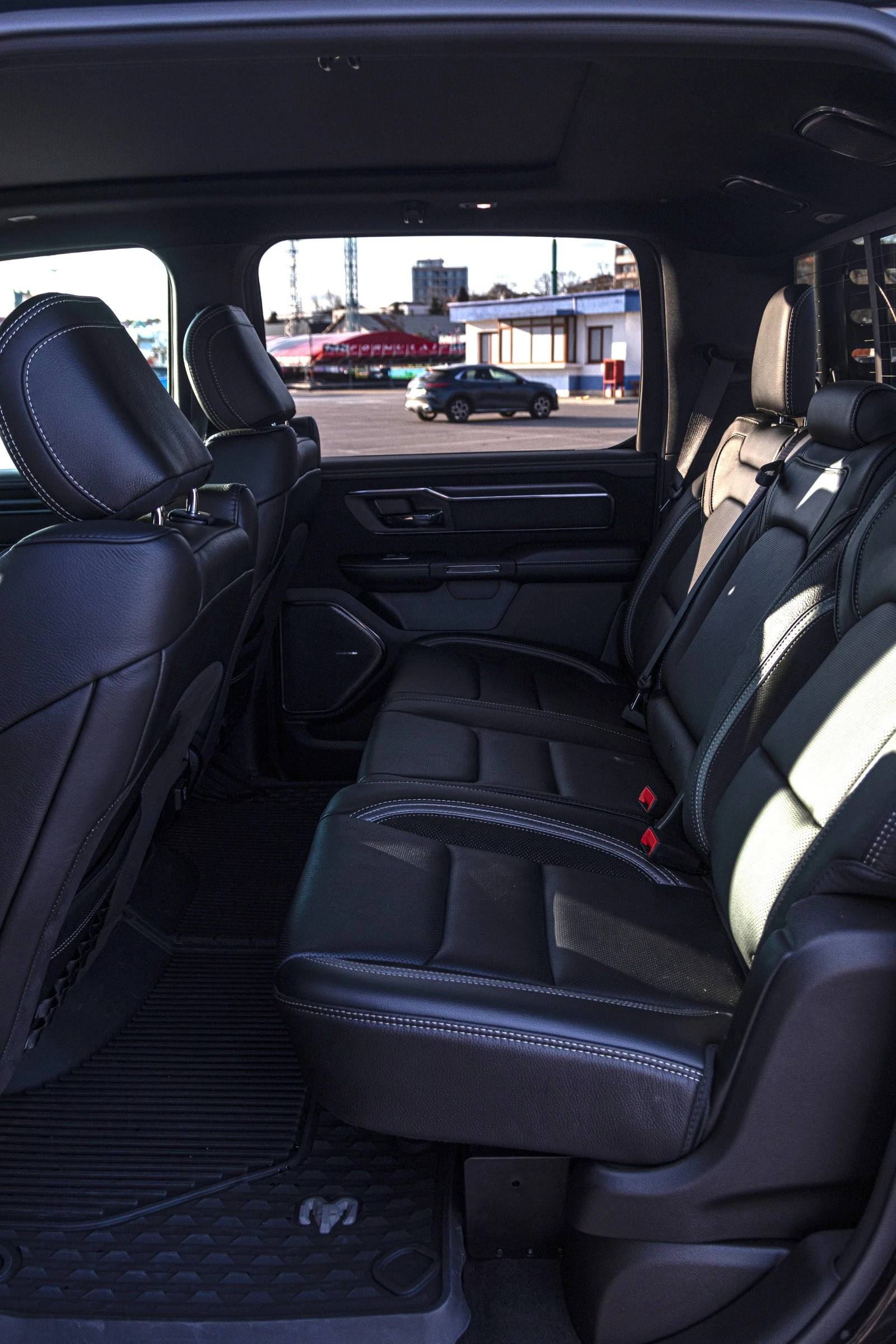 Dodge RAM 1500 TRX | Mobile.bg � ����������� 12