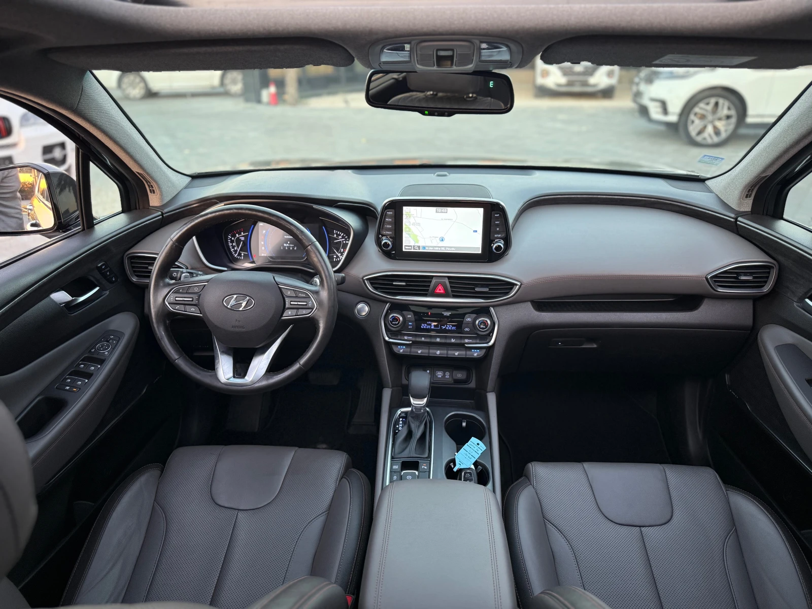 Hyundai Santa fe 2, 2CRDI= Панорама#Обдухване= Подгряване= Head Up  - изображение 9