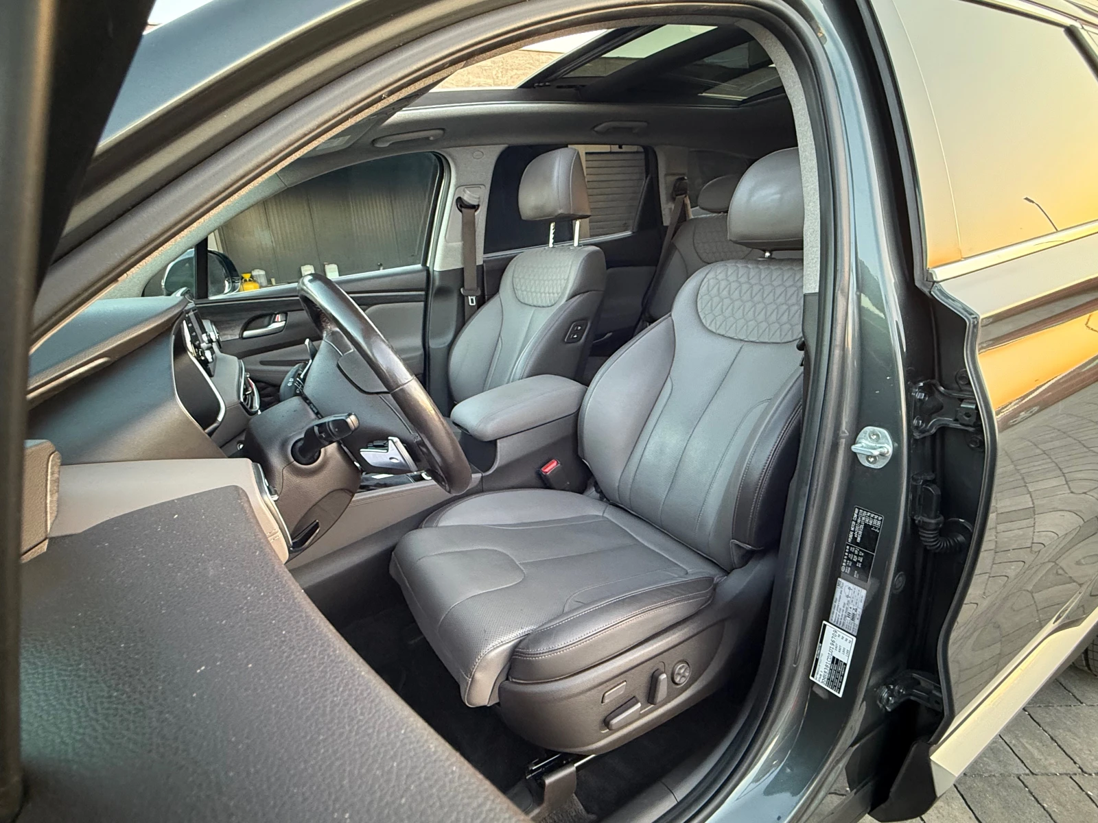 Hyundai Santa fe 2, 2CRDI= Панорама#Обдухване= Подгряване= Head Up  - изображение 10