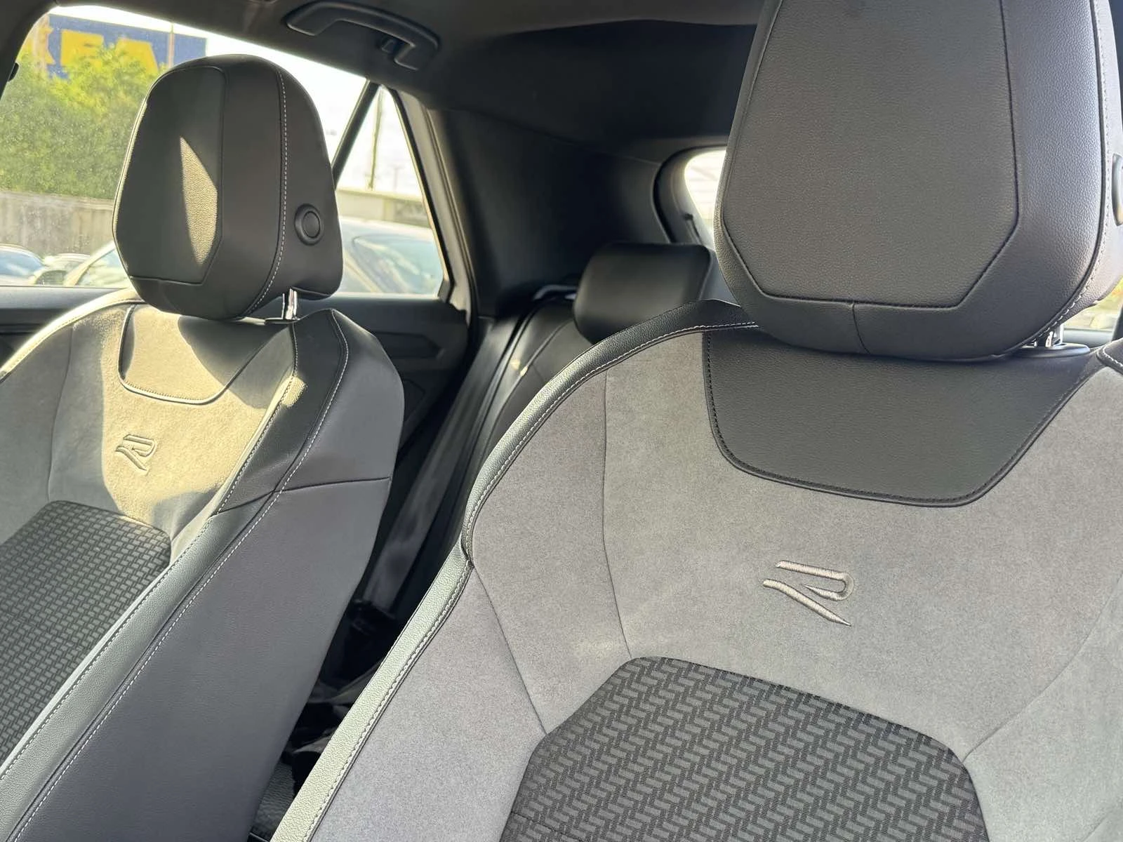 VW T-Roc R line/4x4/PANO/360 /Virtual/NAVI/TV/ 50 ..! | Mobile.bg   15