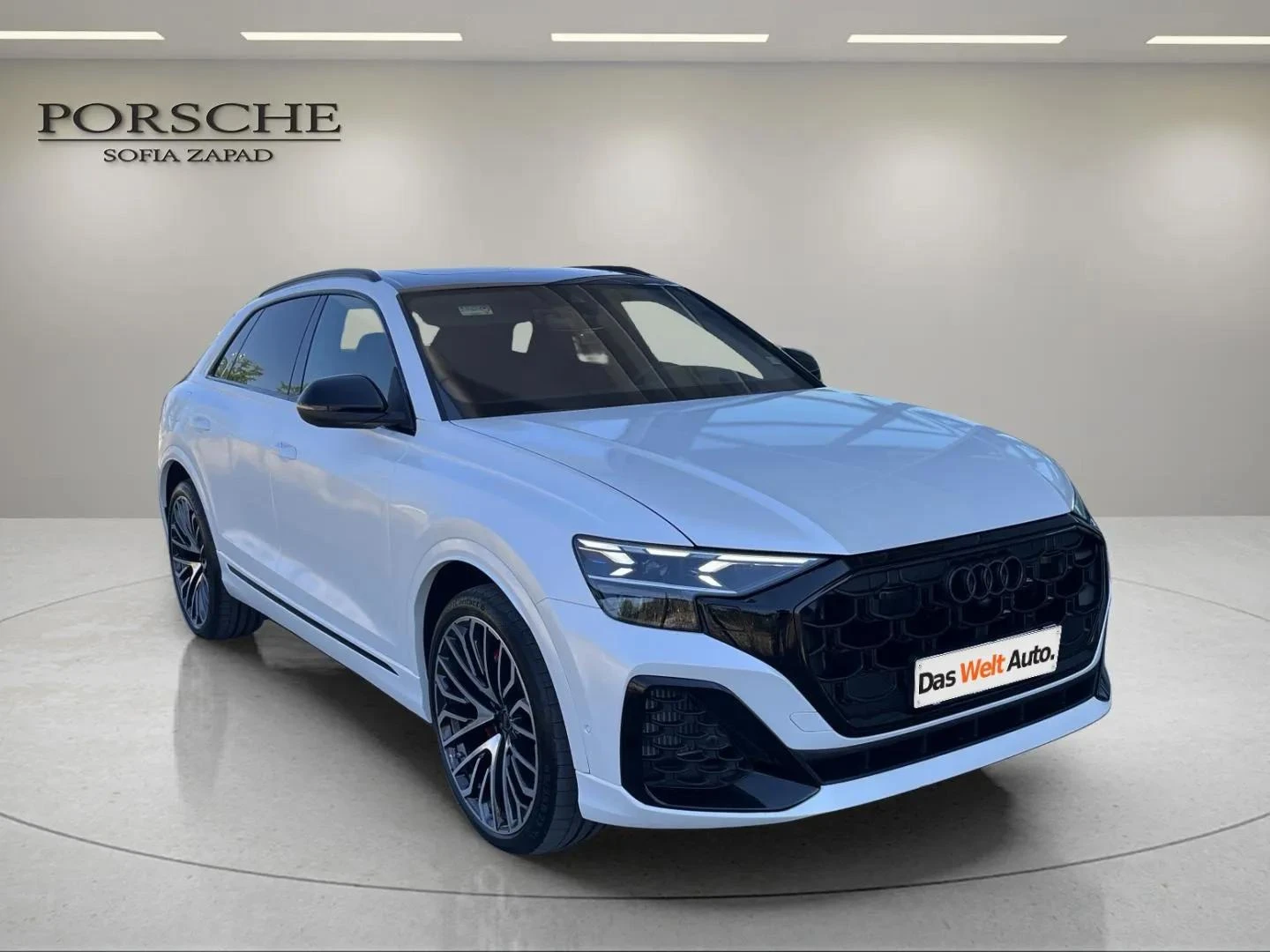 Audi SQ8 TFSI quattro - изображение 2