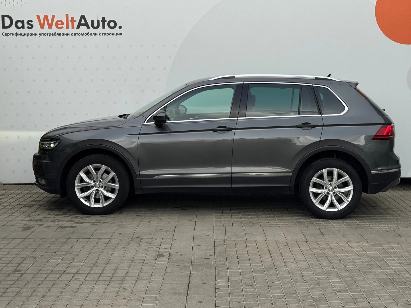 VW Tiguan Highline 2.0TDI 4MOTION BMT - изображение 2