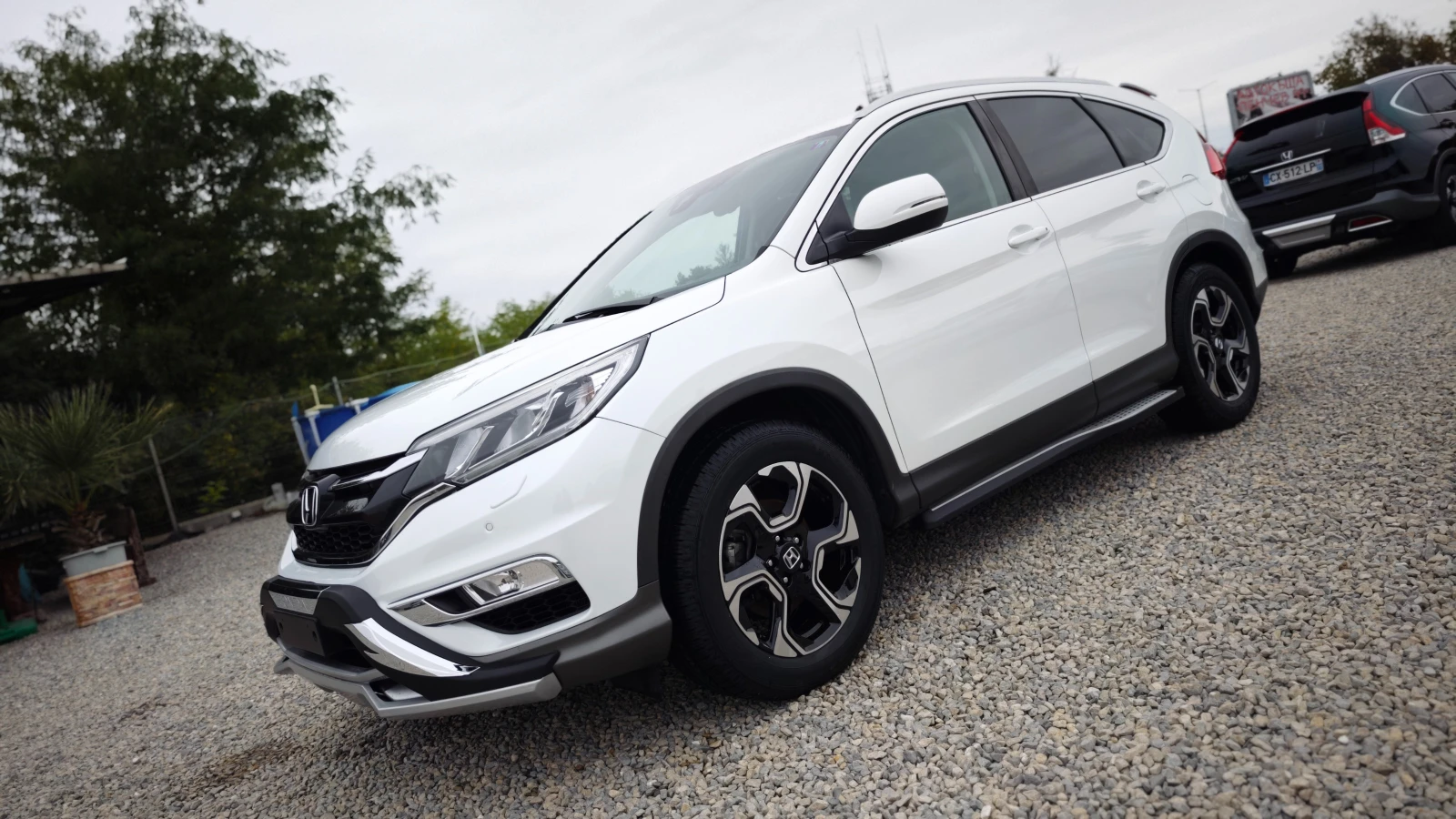 Honda Cr-v ПРОДАДЕНА 16.ОКТОМВРИ.2025г - изображение 3