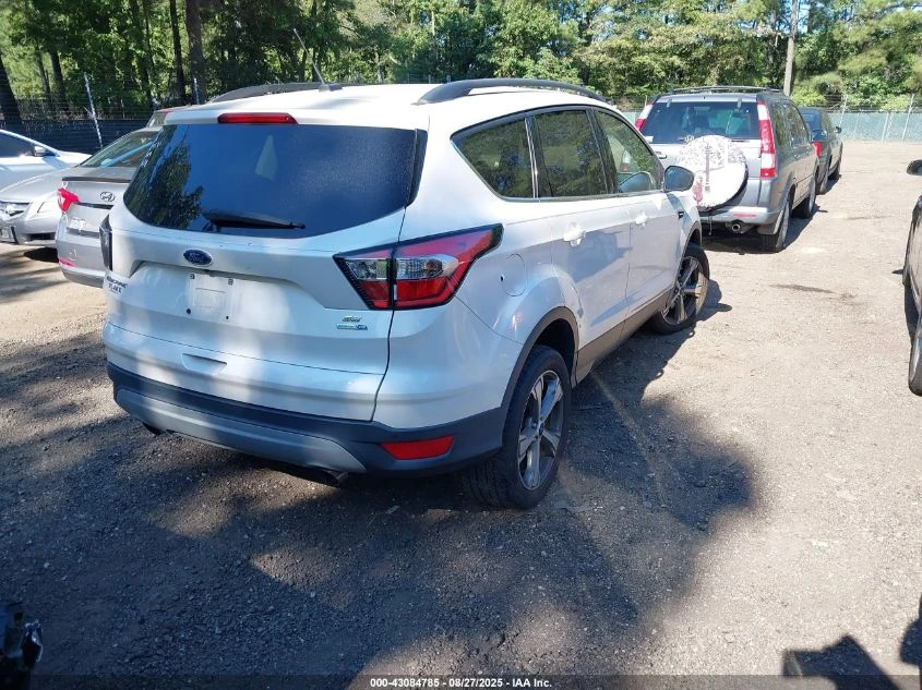 Ford Escape 2.0L I-4 DI, DOHC, VVT, TURBO, 245HP 4X4 Drive - изображение 9
