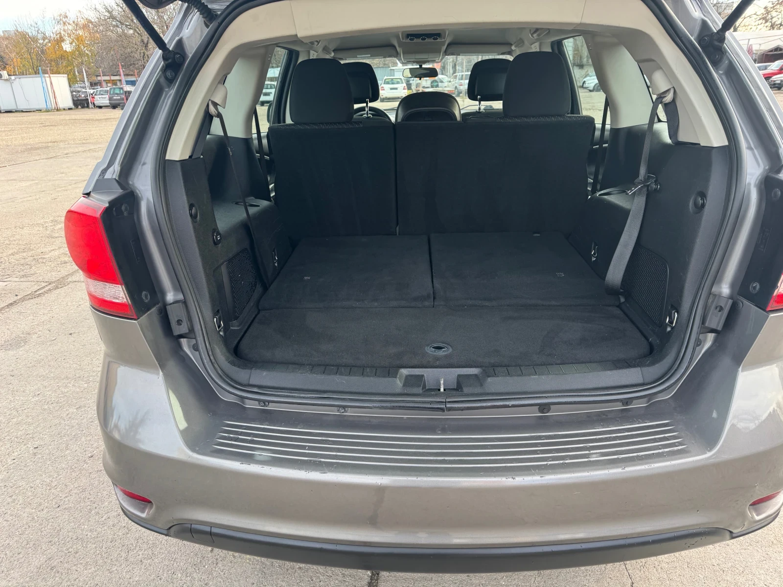 Fiat Freemont 2000-140кс 7 места - изображение 9