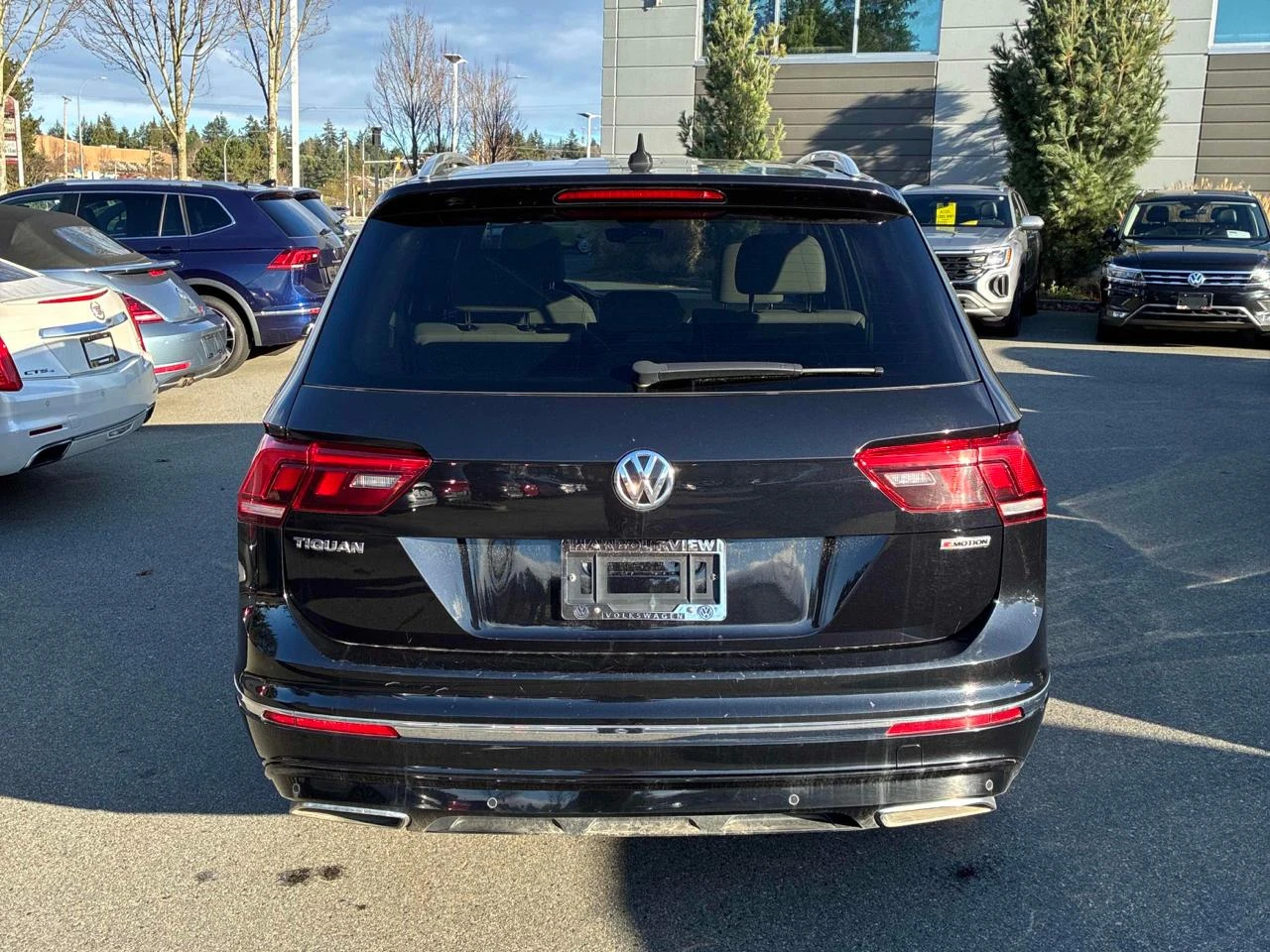 VW Tiguan R-Line* 4MOTION* Digital* Подгрев* Панорама*  - изображение 3