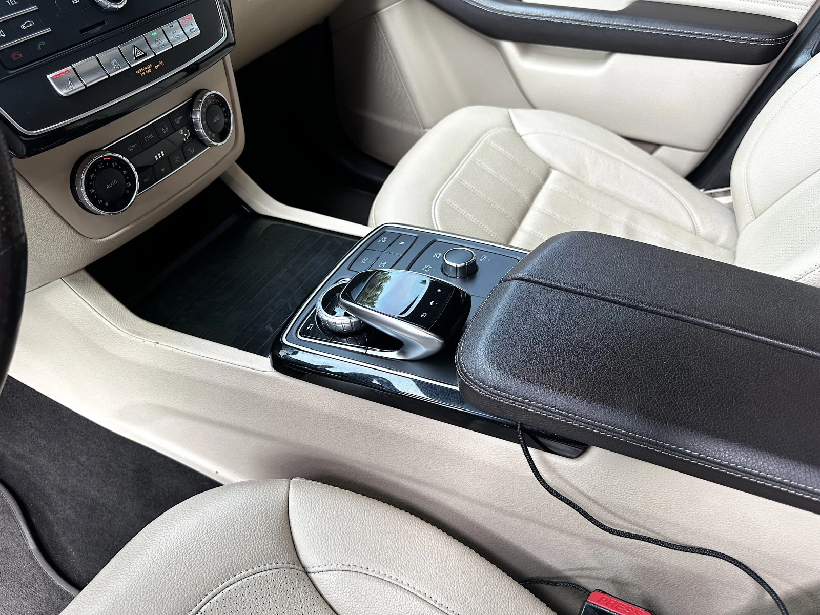 Mercedes-Benz GLE 400 AMG, CARPLAY, H&K, PANO, 9G-TRONIC - изображение 10