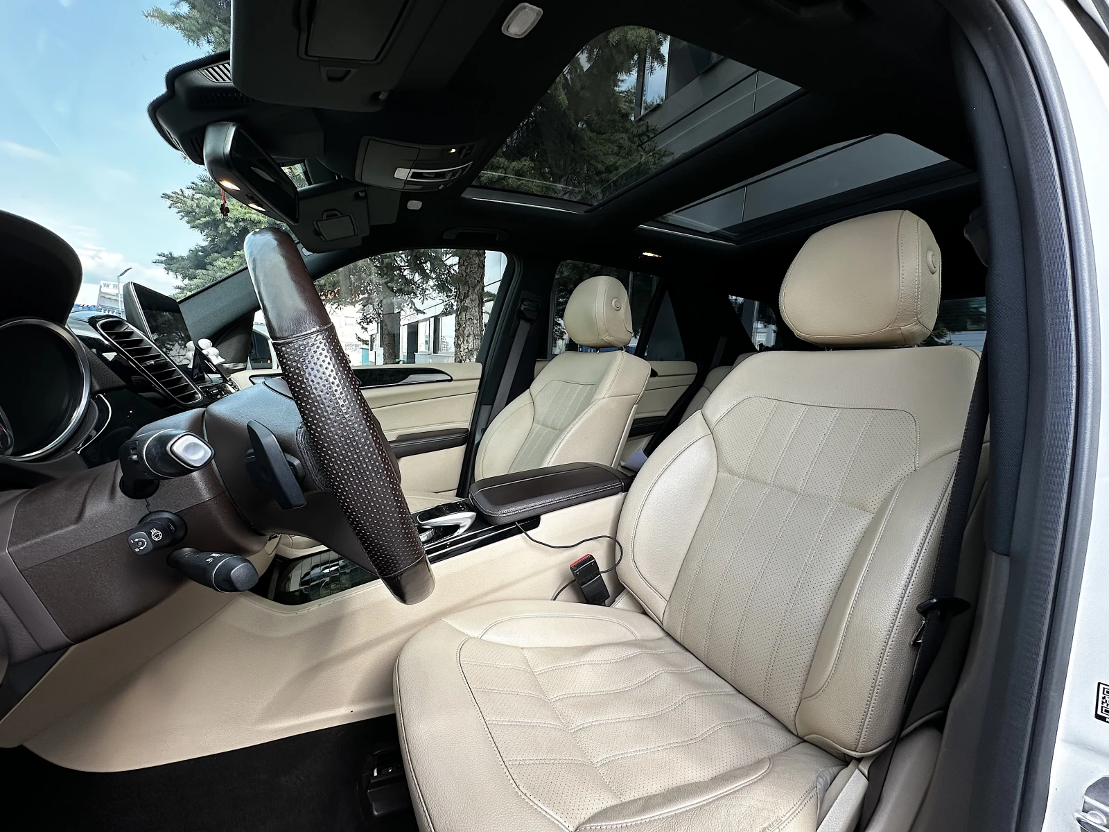 Mercedes-Benz GLE 400 AMG, CARPLAY, H&K, PANO, 9G-TRONIC, снимка 14 - Автомобили и джипове - 53707152