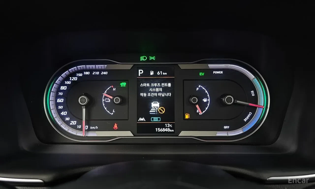 Hyundai Tucson  Premium* Back cam* Pano* Обдухване* Подгрев* , снимка 6 - Автомобили и джипове - 54753691