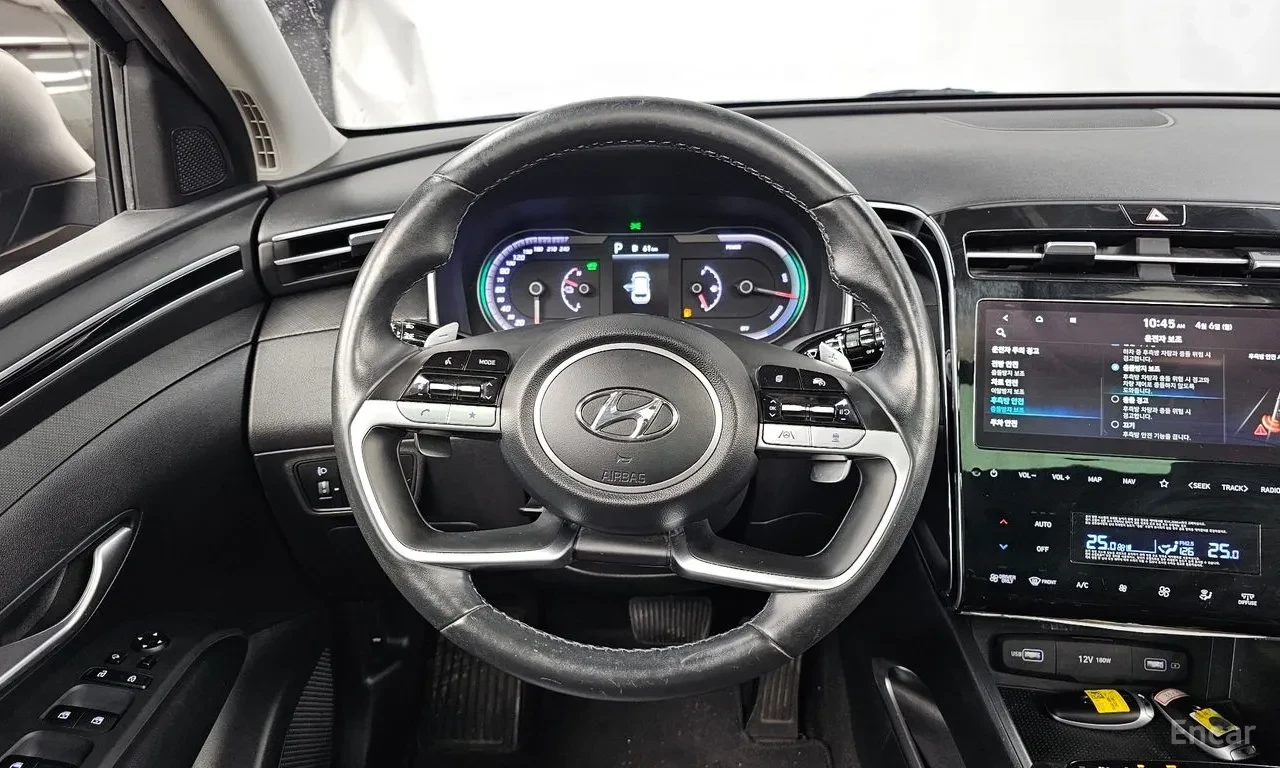 Hyundai Tucson  Premium* Back cam* Pano* Обдухване* Подгрев* , снимка 7 - Автомобили и джипове - 54753691