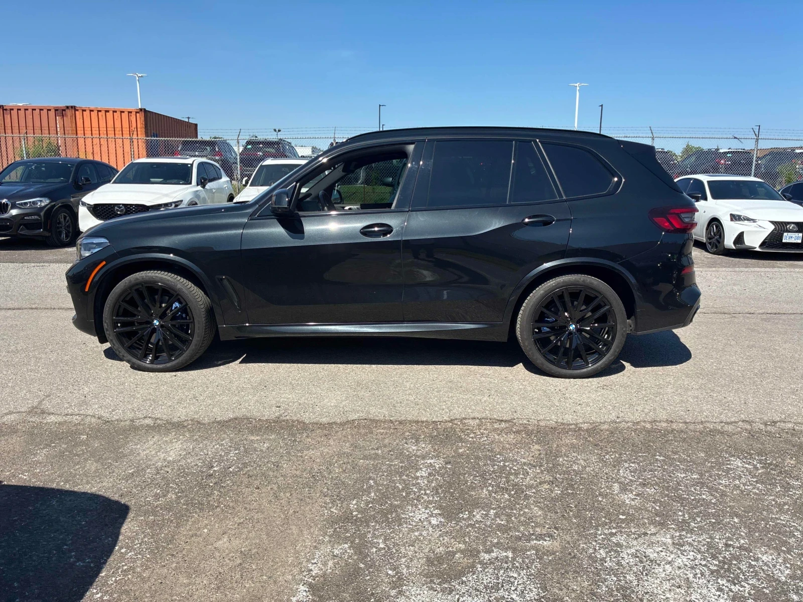 BMW X5 xDrive40i * M ПАКЕТ * ПОДГРЕВ * ПАНОРАМА * 2 КЛЮЧА, снимка 2 - Автомобили и джипове - 54781352