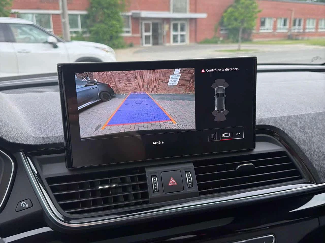 Audi Q5 Progressiv/ПАНОРАМА/ДИСТРОНИК, снимка 11 - Автомобили и джипове - 54862345
