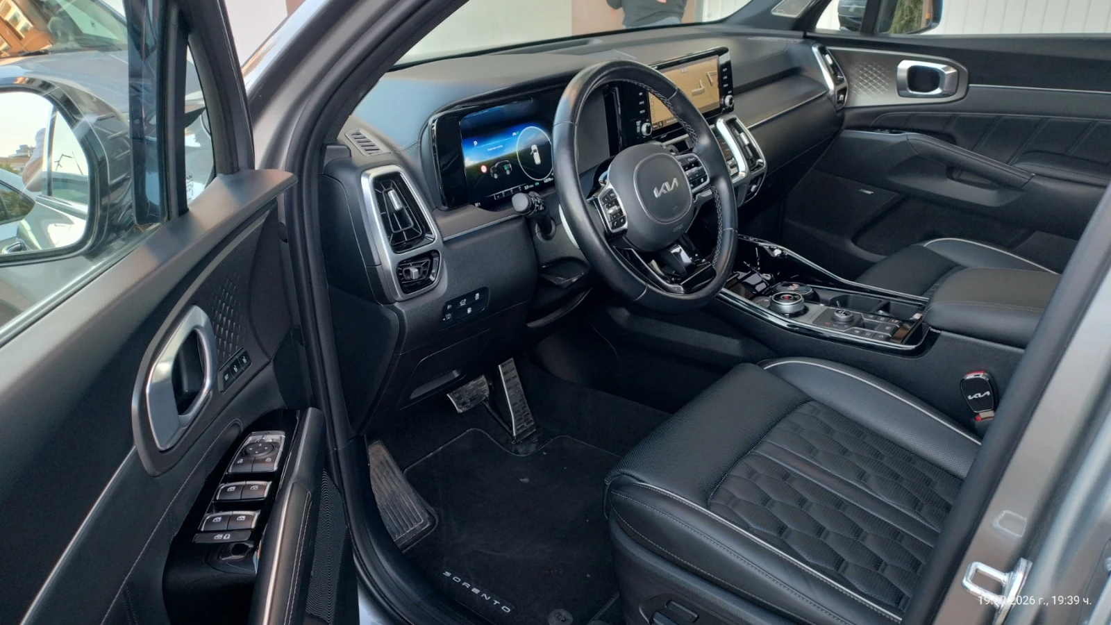Kia Sorento (MQ4) Platinum 4WD Plug-In Hybrid, снимка 9 - Автомобили и джипове - 55826689