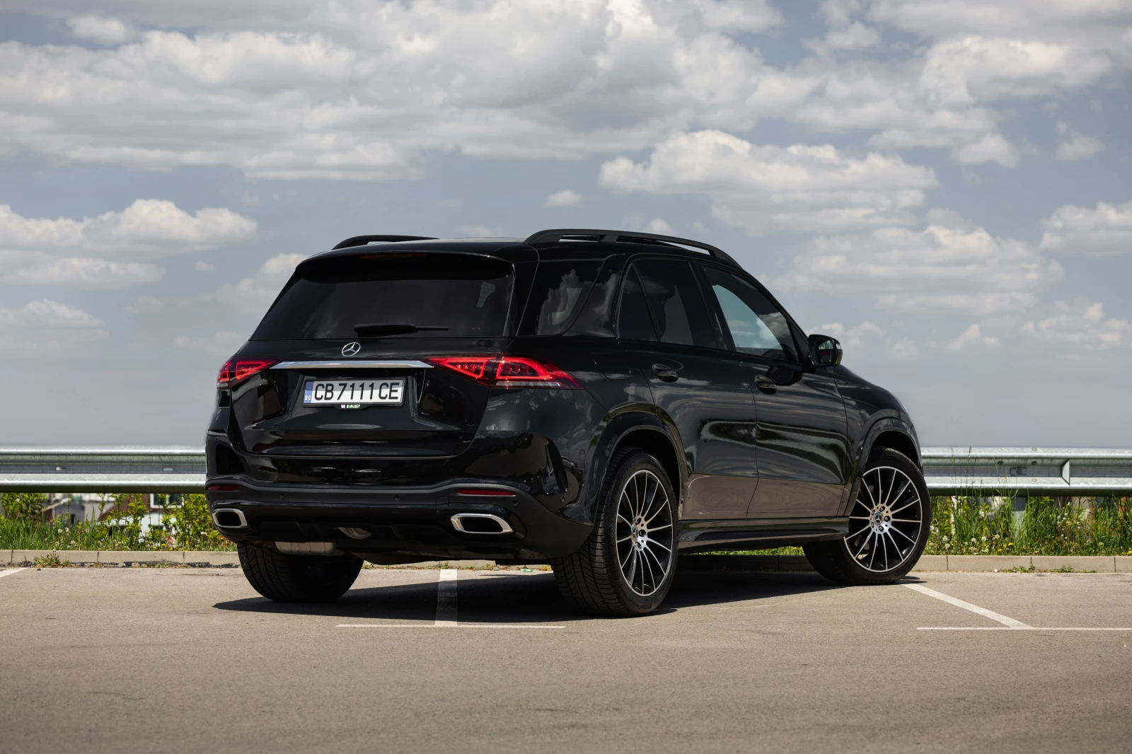 Mercedes-Benz GLE 400 AMG/4Matic/360/Panorama, снимка 4 - Автомобили и джипове - 56005264