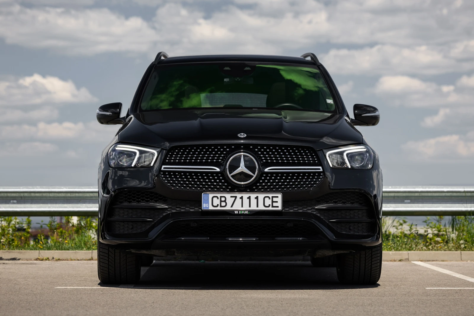 Mercedes-Benz GLE 400 AMG/4Matic/360/Panorama, снимка 2 - Автомобили и джипове - 56005264