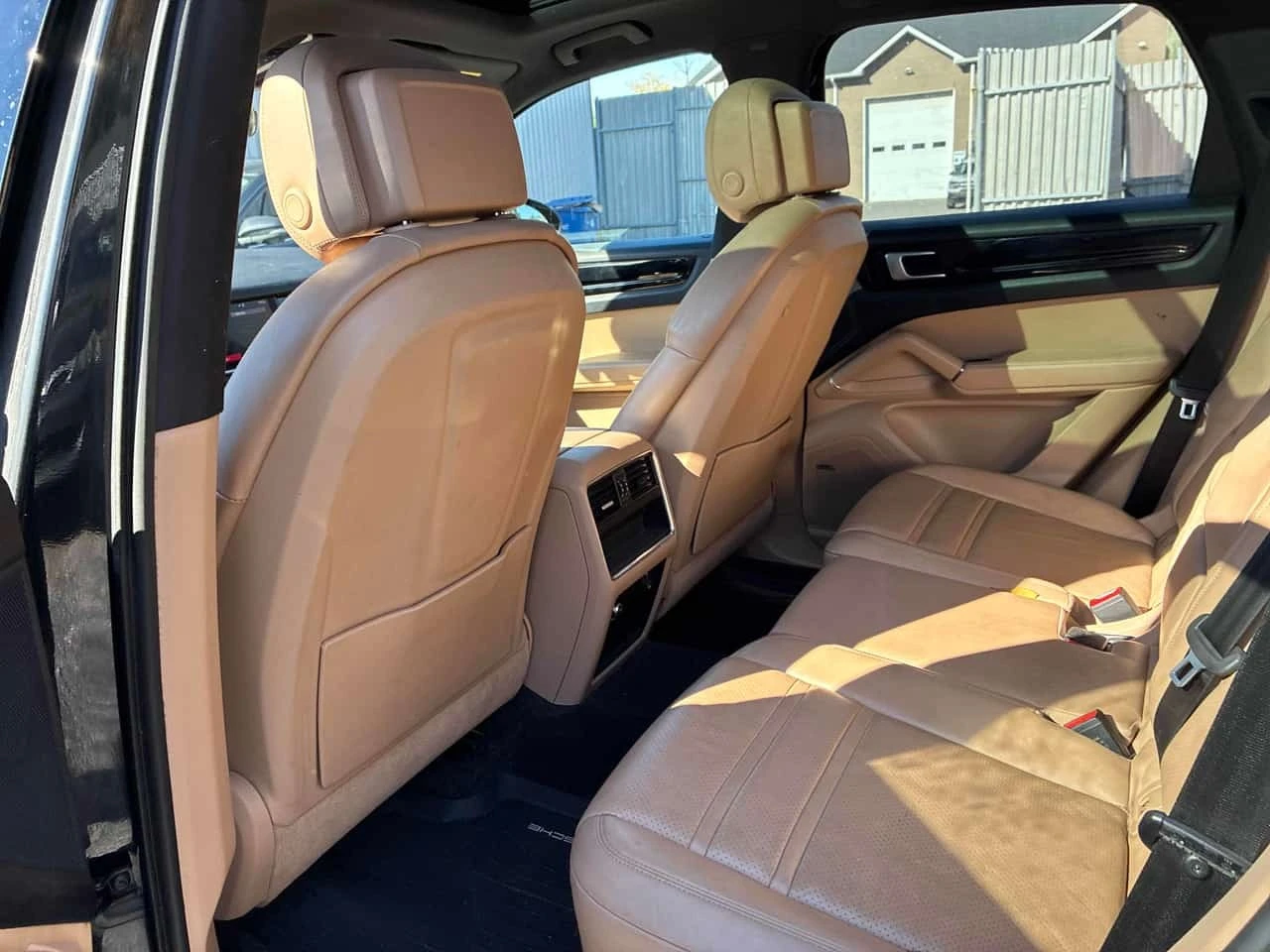 Porsche Cayenne * AWD * CARFAX * , снимка 13 - Автомобили и джипове - 56627844