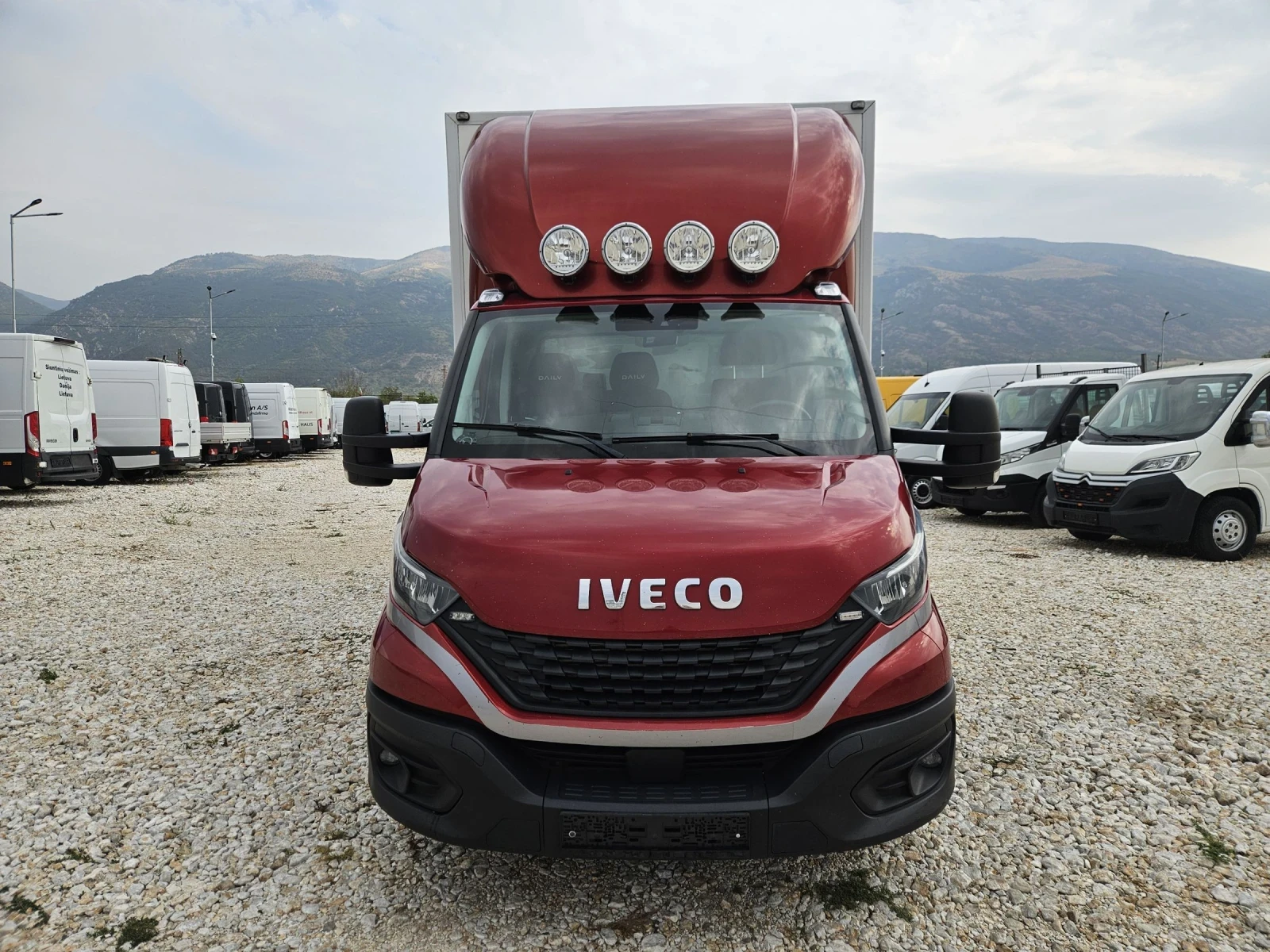 Iveco Daily 35-180, 3.0, Лед Фарове, Падащ борд - изображение 8