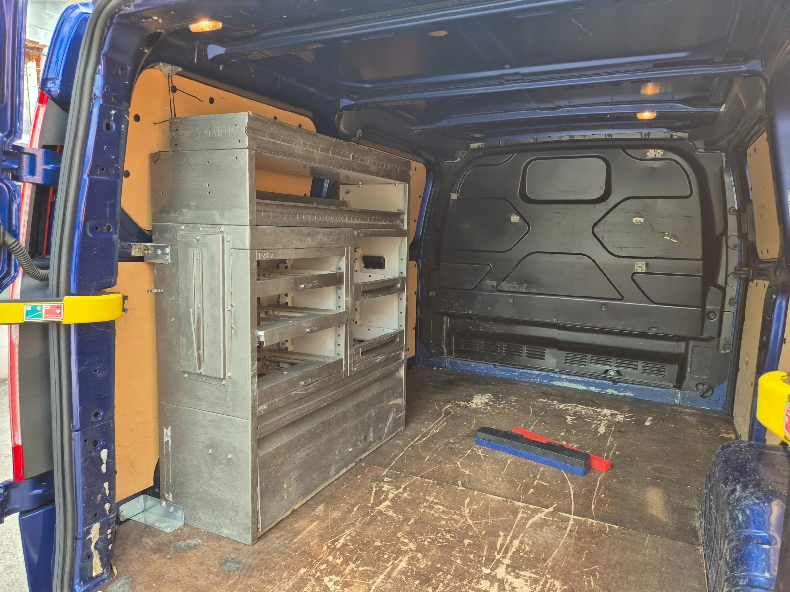 Ford Transit 2.0D KLIMA ITALY УНИКАТ, снимка 16 - Бусове и автобуси - 55342015
