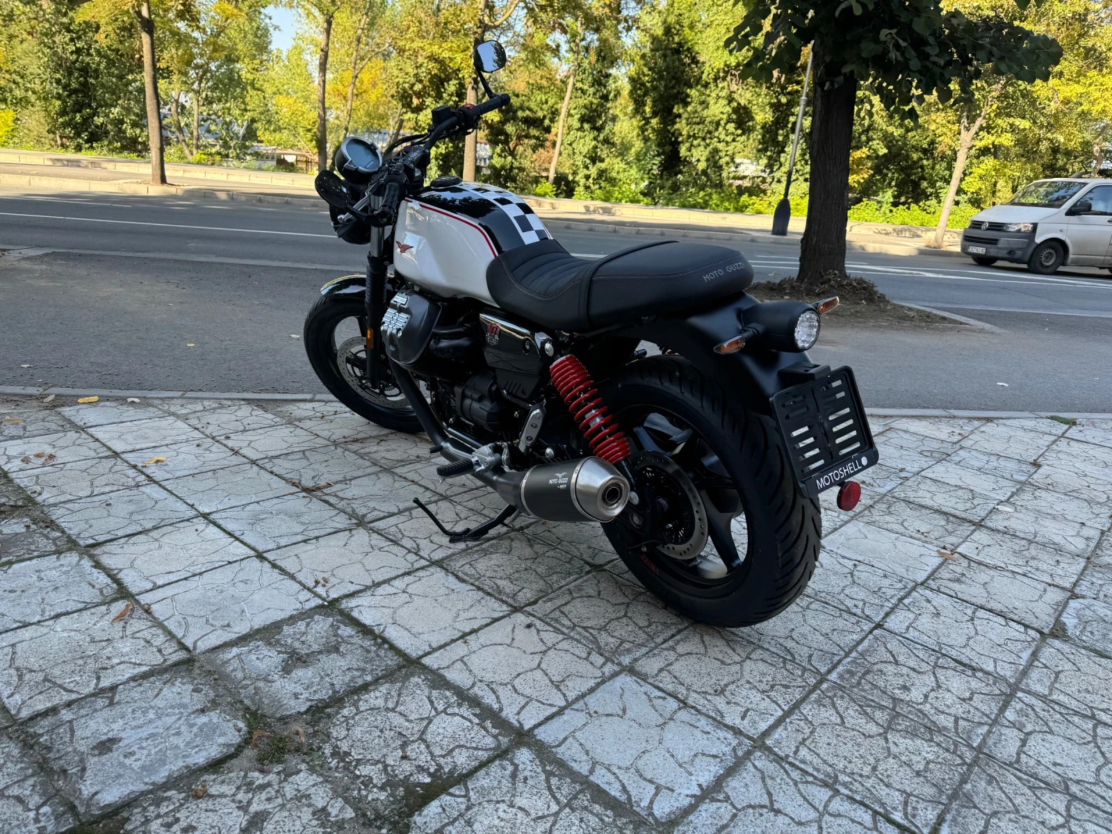 Moto Guzzi V 7 Stone Ten - изображение 5