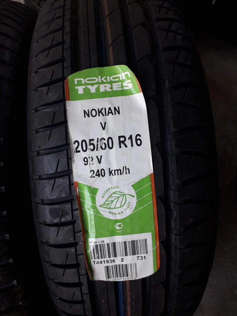 Гуми Летни 205/60R16, снимка 2 - Гуми и джанти - 45863801