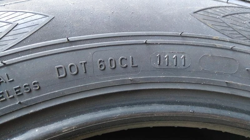 Гуми Летни 205/60R16, снимка 8 - Гуми и джанти - 45863801