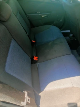 Opel Astra Комби, снимка 9