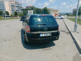 Opel Astra Комби, снимка 4